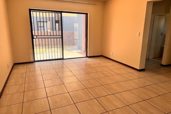 Neat 3 Bedroom unit in Cashan for rental.

This unit consists of 3 Bedrooms 2 Bathrooms in a secure complex in Cashan.

Pre-paid ...