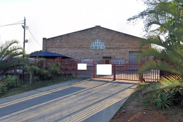 Situated in White River&#39;s industrial area near the licensing department
R 6 000 000.00
Pricing excludes VAT &amp; Transfer ...