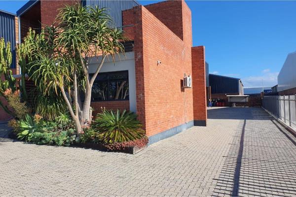 55 LEADWOOD CRESCENT | FAIRVIEW | 900m2 AAA GRADE WAREHOUSE
This premium 900m2 AAA Grade ...