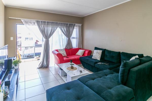 Charming 2-Bedroom, 1-Bathroom Apartment in Ferndale, Randburg

Welcome to Ferndale, where comfort meets convenience! This delightful ...