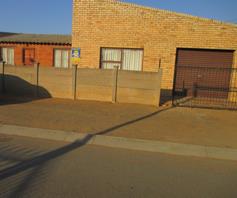 House for sale in Bloemside 2