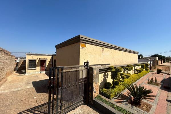 As Neptunate Properties, it brings us a great deal of pleasure to present this lovely investment opportunity in Mamelodi East EXT 17 ...