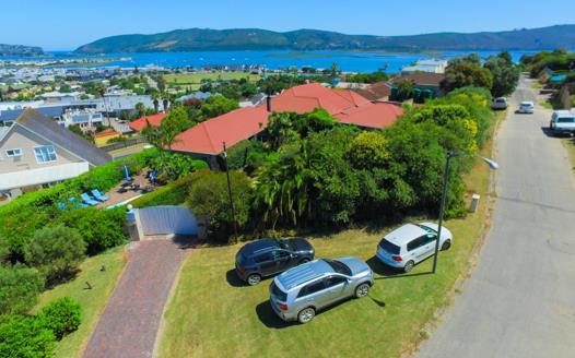 8 Bedroom House for sale in Knysna Central