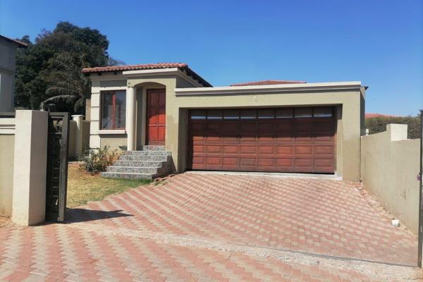 3 Bedroom Townhouse in Heritage Manor – R825,000

Located near the entrance of ...