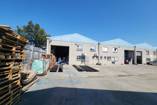 These two industrial units in Saxenburg Park 1, Blackheath Industrial, offer a combined ...