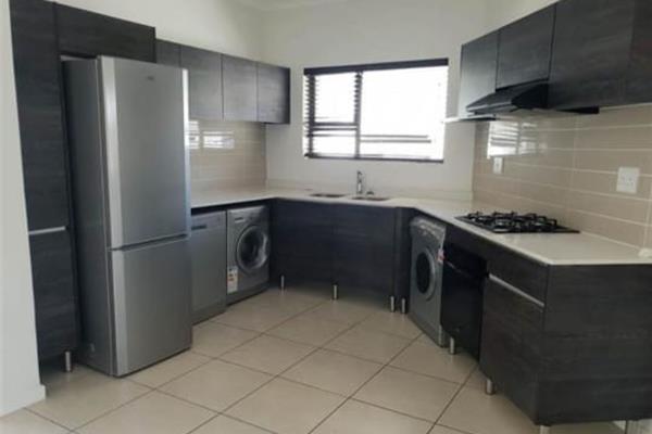 Apartment Features:
•	One spacious bedrooms with built-in cupboards.
•	One bathrooms, with a bath, shower, basin, and toilet.
•	Open ...