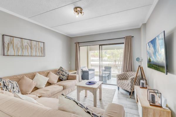 UPSTAIRS FIRST FLOOR UNIT 

This light-filled, first-floor apartment offers an exceptional blend of comfort and convenience. Boasting a modern open-plan kitchen, lounge, and dining area, this home is perfect for both relaxing and entertaining. 

Step outside onto the ...