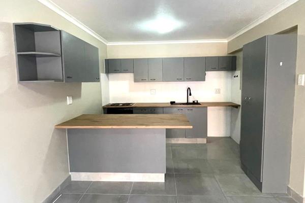 Welcome to Sea Cottage, Diaz Beach, Mossel Bay.

This newly renovated property could be yours...
Upon entering the sliding doors, you ...