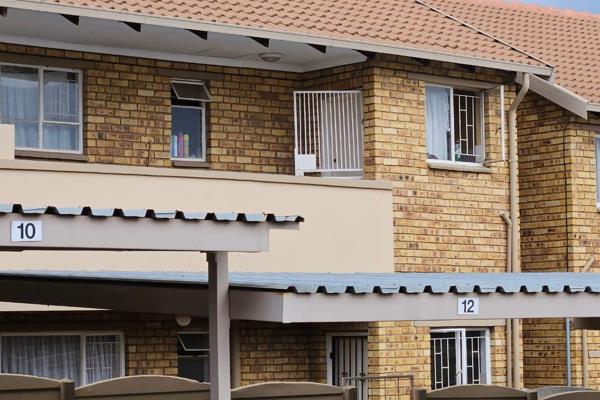 Kempton Park ( Birch Acres  Ext 1)
2 bedrooms, bathroom,  kitchen, and seating room with one sheltered parking. 
Size 69m&#178; ...