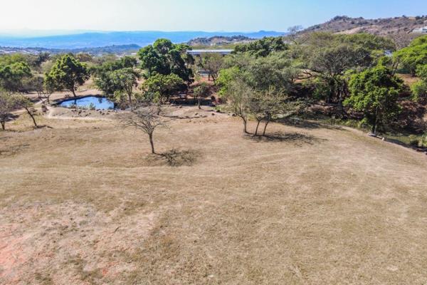 Welcome to The Rest Nature Estate, where luxury meets nature. This 1823 square meter stand offers the perfect opportunity to build your ...