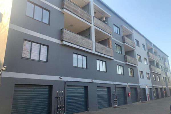 Welcome to this stunning 2-bedroom, 2-bathroom apartment in the heart of Durban North, where modern living meets serene elegance. This ...