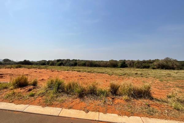 Vacant land opportunity in sought after Salta Sibaya Estate.Nestled in the &quot;Forest&quot; of Mount Cotton this site is level and ...