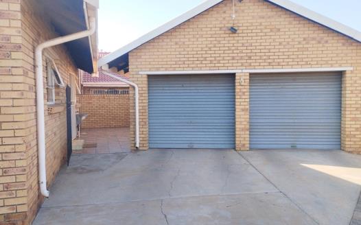 3 Bedroom Townhouse to rent in Strubenvale