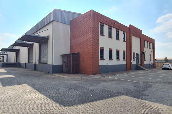 - Modern warehouse of 5300/m2 or two Units of approx 2650/m2 each. For sale and to let - ...