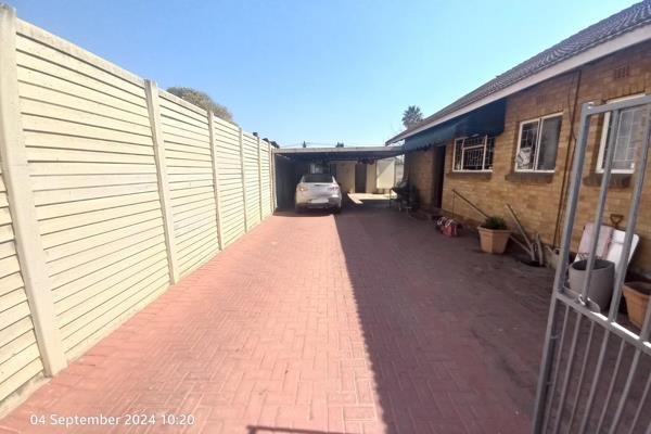 Spacious Remodeled 3-Bedroom House with Granny Flat in Nigel Ext 2

Discover this beautifully remodeled 3-bedroom home with a granny ...