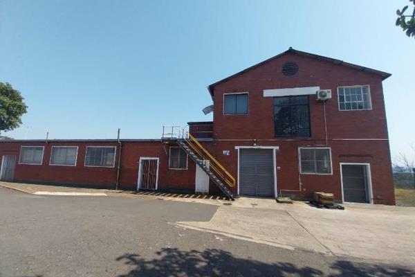 Office premise to rent in secure industrial park. The property have open plan area with 1 office and 1 kitchen. Includes Ablutions. It ...