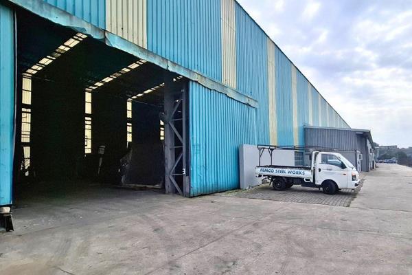 This warehouse, located in the Phoenix Industrial area, offers 1015m&#178; of versatile factory or warehouse space, making it ideal for ...