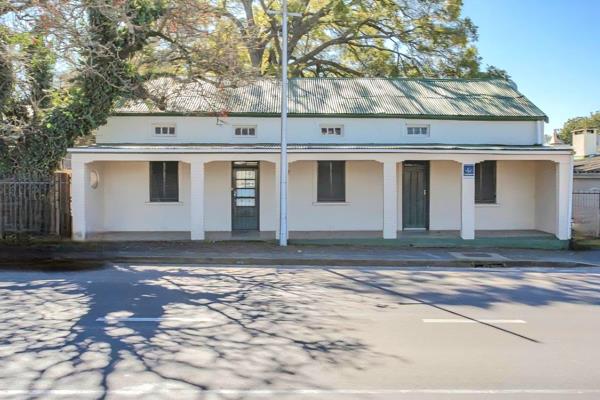 Step into this extraordinary gem nestled in the heart of Lemoenkloof—a property that ...