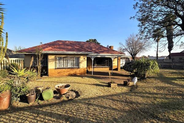 This charming family home in the heart of Dinwiddie offers a blend of comfort and functionality, perfect for modern living. As you step ...