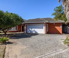 House for sale in Summerstrand