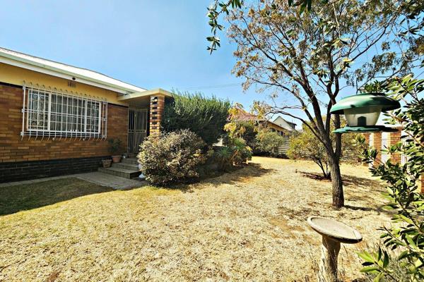 Price: R 1 250 000 (Below Market Value)

Address: Koedoe Street, Sunnyridge, Germiston

Welcome to your new home! This delightful ...