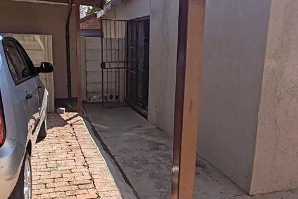 **Charming 2-Bedroom Freestanding Home in Pretoria North - Your Perfect Retreat ...