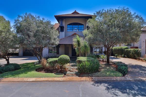 Welcome to your dream home in the prestigious Midstream Proper Estate! This magnificent 5-bedroom residence combines luxury, space, and ...