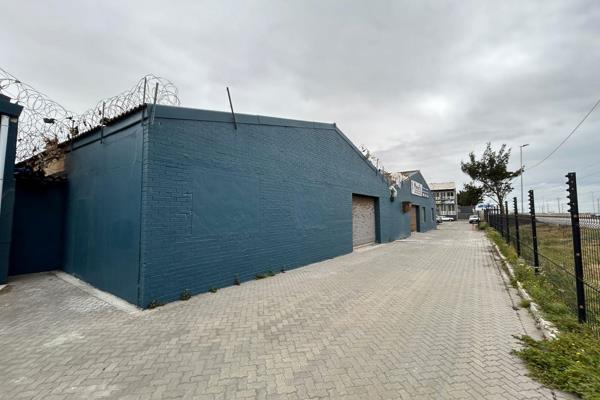 Available from 1 October 2024, this versatile 507sqm warehouse is ideal for a wide range ...