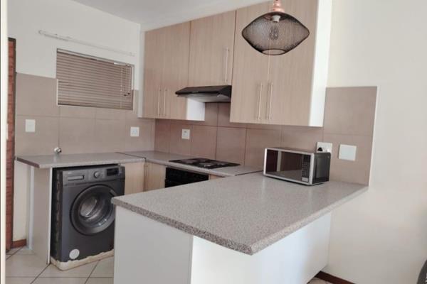 Welcome to this beautifully maintained 2-bedroom apartment located in the serene neighborhood of Sagewood, Midrand, this stunning ...