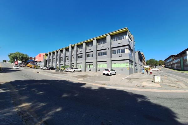 Located in the highly sought-after Wynberg area of Sandton, this 490-square-meter ...