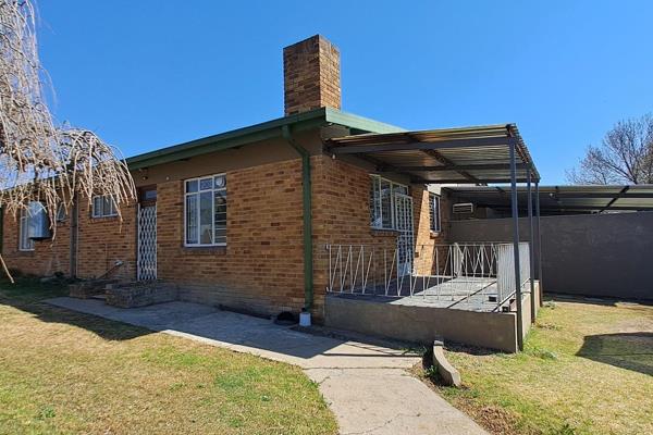 Neat and spacious house offering 3 bedrooms, of which 2 have built-in cupboards.
The bathroom has a bath, shower and basin and washing ...