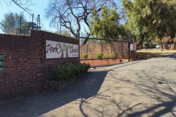 Park Chalet is a sought-after residential complex located in the serene Meyerspark suburb of Pretoria, South Africa. 
The duplexes ...