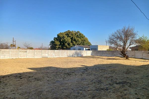 Neat Vacant Stand in Venterspost for sale waiting for a developer to build a house on this neat property. Services available.