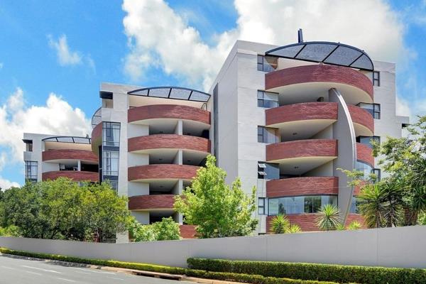 Asking R1,650 000.00 - considering offers from R1,550 000.00.
Executive apartment overlooking the Sandton skyline - make it your home ...