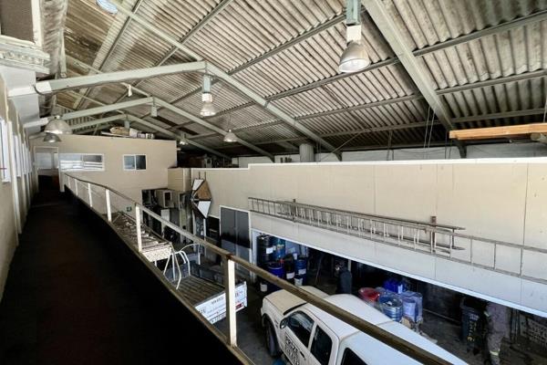 Versatile 275m&#178; workshop, factory, and storage unit for sale in Parow East, Cape ...