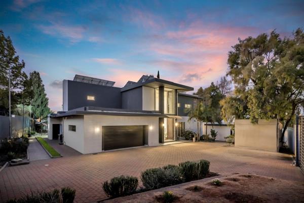 This elegant and contemporary home combines spaciousness, natural light, and stylish design to create an ambiance of relaxed ...