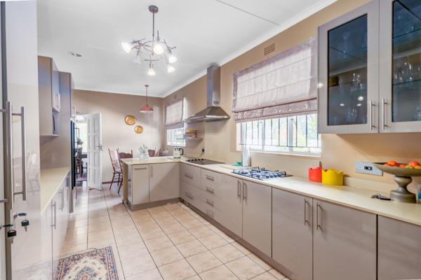 ONLY CONSIDERING BEST OFFERS OVER R 2 399 000
OWNER ASKING MORE
Discover the perfect ...