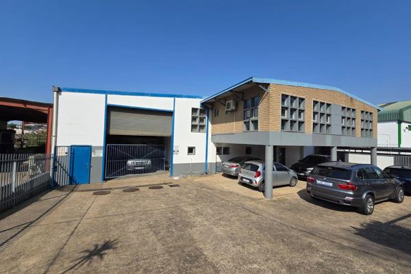 766.15m&#178; Warehouse with Office and Spray Booth for Sale in Mount Edgecombe

This versatile 766.15m&#178; warehouse in the ...