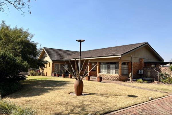 This 3 bedroom home, neat as a pin and ready for you to move in and stay. Situated in Bronkhorstspruit town, this property offers ...