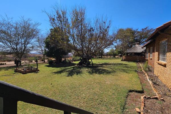 Just outside the hustle and bustle of city life, you&#39;ll find this &quot;peace&quot; of land. Easy access to Krugersdorp, Shopping ...