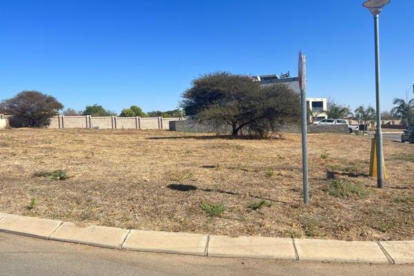 Discover the perfect canvas for your dream project with this expansive vacant land, nestled in a serene and secure estate. Ideally ...