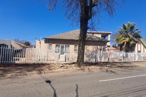 This 4-bedroom, 2-bathroom home needs some TLC to bring it back to its gorgeous ...