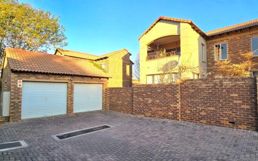 2 Bedroom Townhouse for sale in Equestria