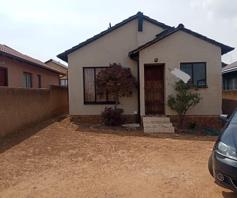 House for sale in Soshanguve VV