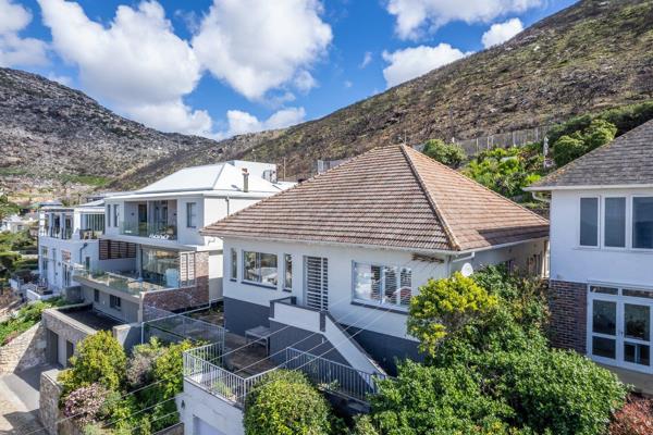 OFFERS FROM R12 000,000,00
Situated on one of Kalk Bay’s most prestigious roads, this ...