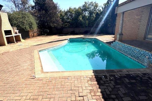 LUXURY SMALL HOLDING FOR RENT

Escape to a tranquil retreat on this stunning small holding, perfect for families or individuals seeking ...