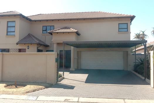 4 Bedroom House for sale in Parkrand