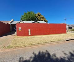 House for sale in Roodepoort Central