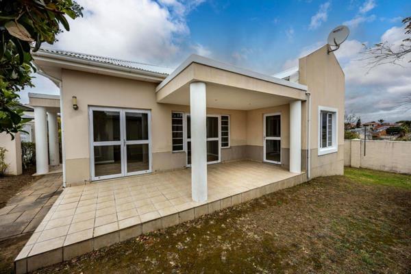 Free-standing unit, perfectly situated within a secure gated complex.

Features:
- 3 Spacious bedrooms
- 2 Bathrooms
- Open-plan living ...