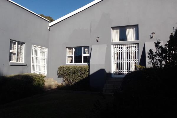 Insolvent 3 Bedroom house with Flat for sale in MELVILLE, Gauteng.
-
This property is ...